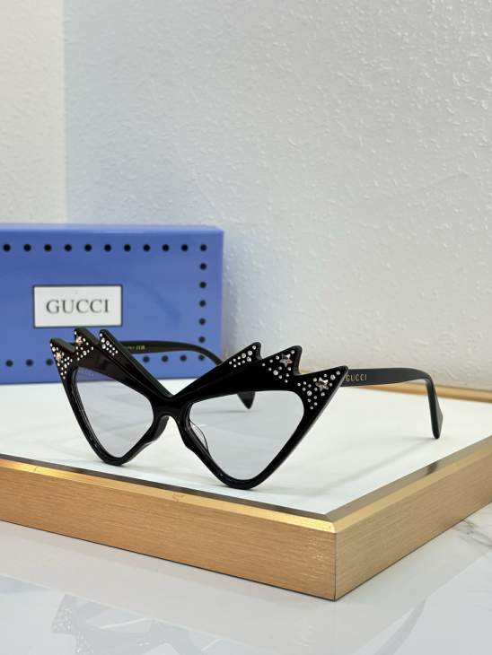 Picture of Gucci Sunglasses _SKUfw80238758fw